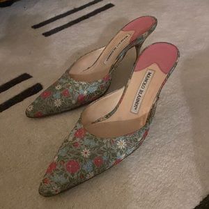 Floral print manolos with silver heel
